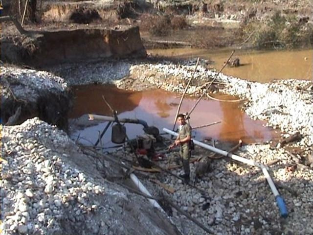 Ilustrasi: tambang emas ilegal.