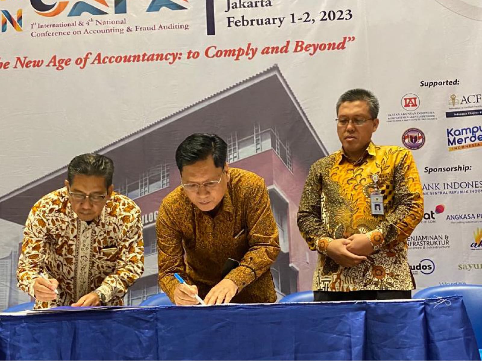 Ajang IN&NCAFAnUniversitas Trilogi