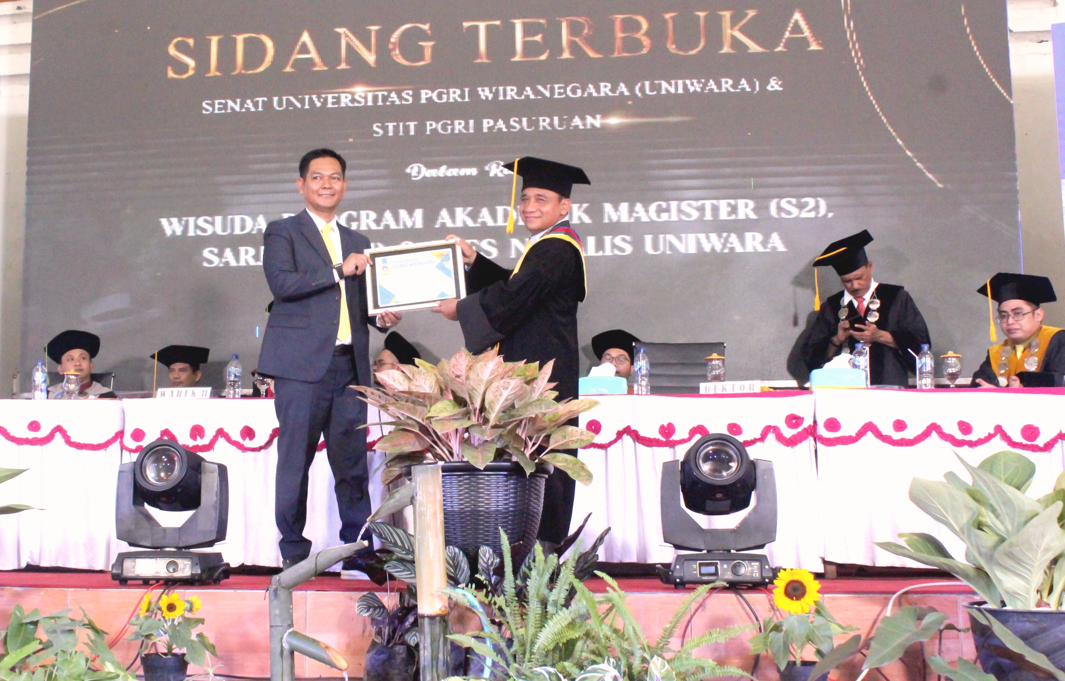  Legislator NasDem Diganjar Gelar Patriot Pendidikan 