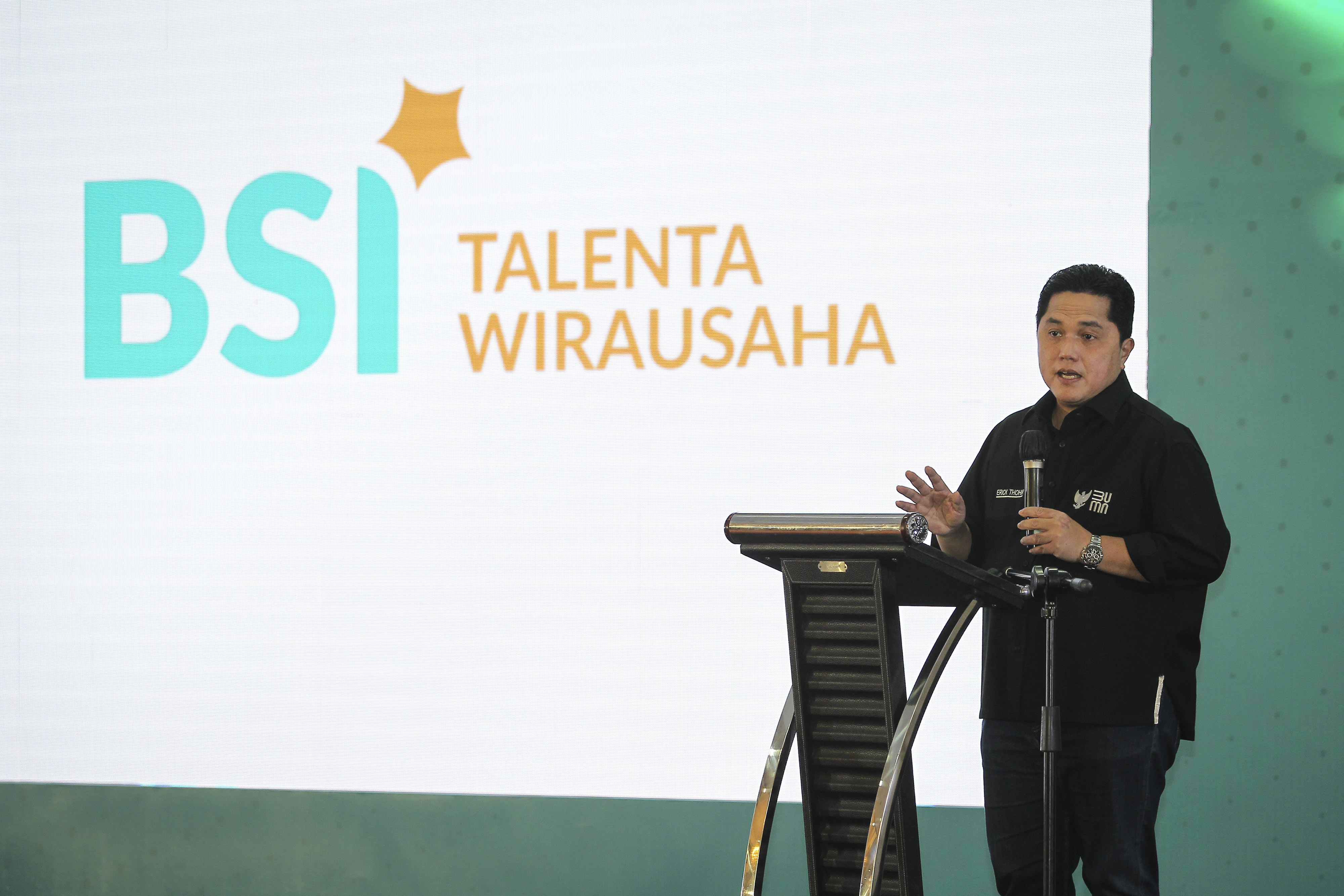 Kuatkan Ekonomi Syariah, Erick Thohir Tekan Kesenjangan