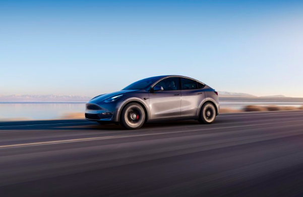 Kendaraan listrik Tesla model Y.