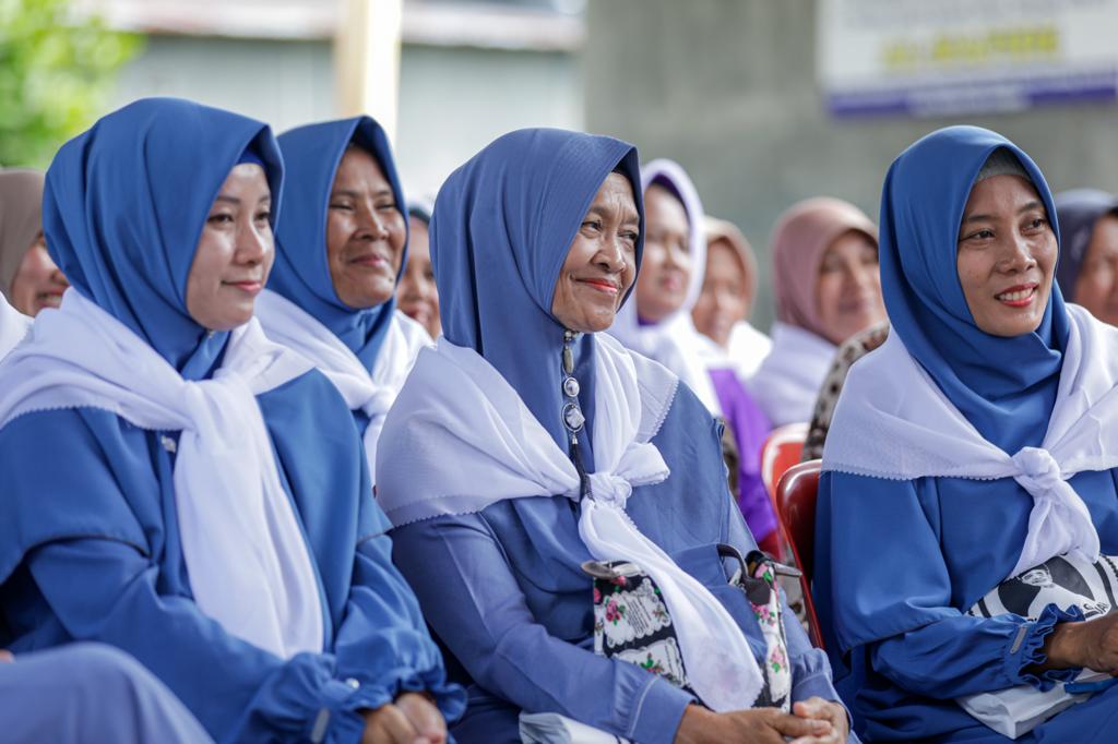 Sukarelawan Tuan Guru Sahabat (TGS) Ganjar mengunjungi majelis taklim di Kabupaten Langkat, Sumatera Utara, Kamis (9/2/2023)