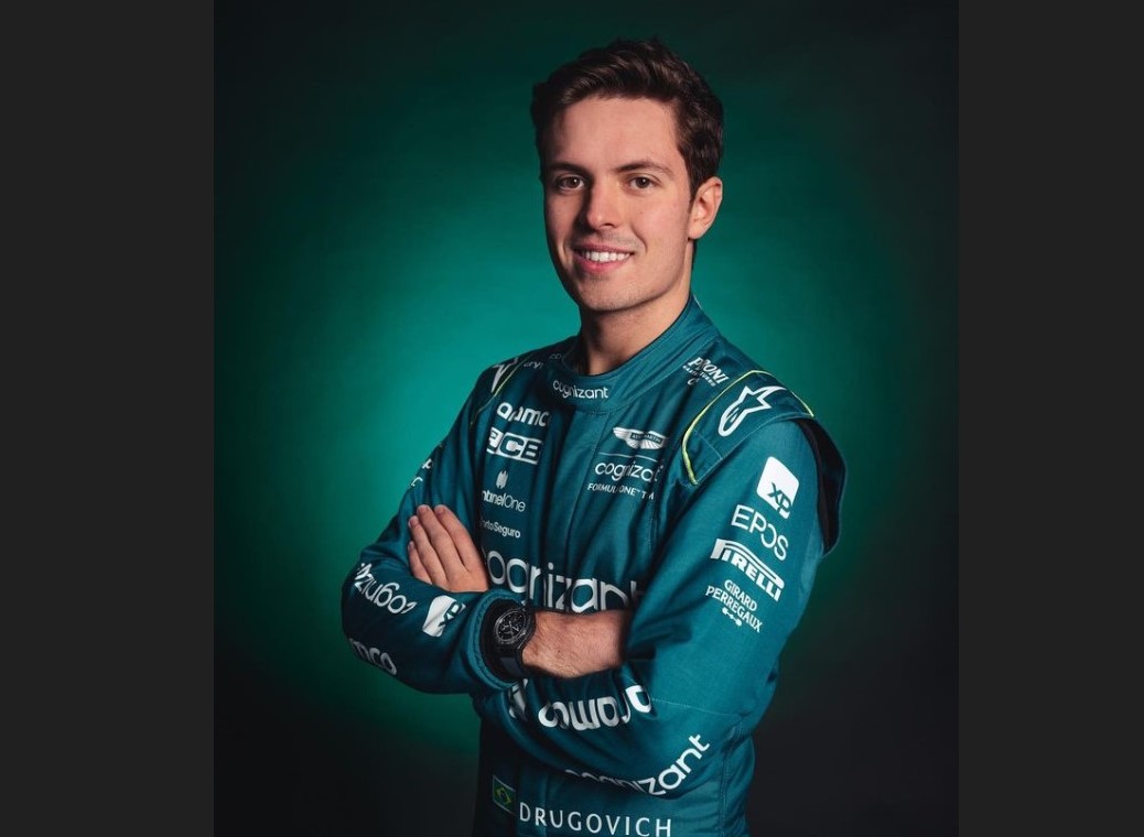 Pembalap cadangan Aston Martin Felipe Drugovich
