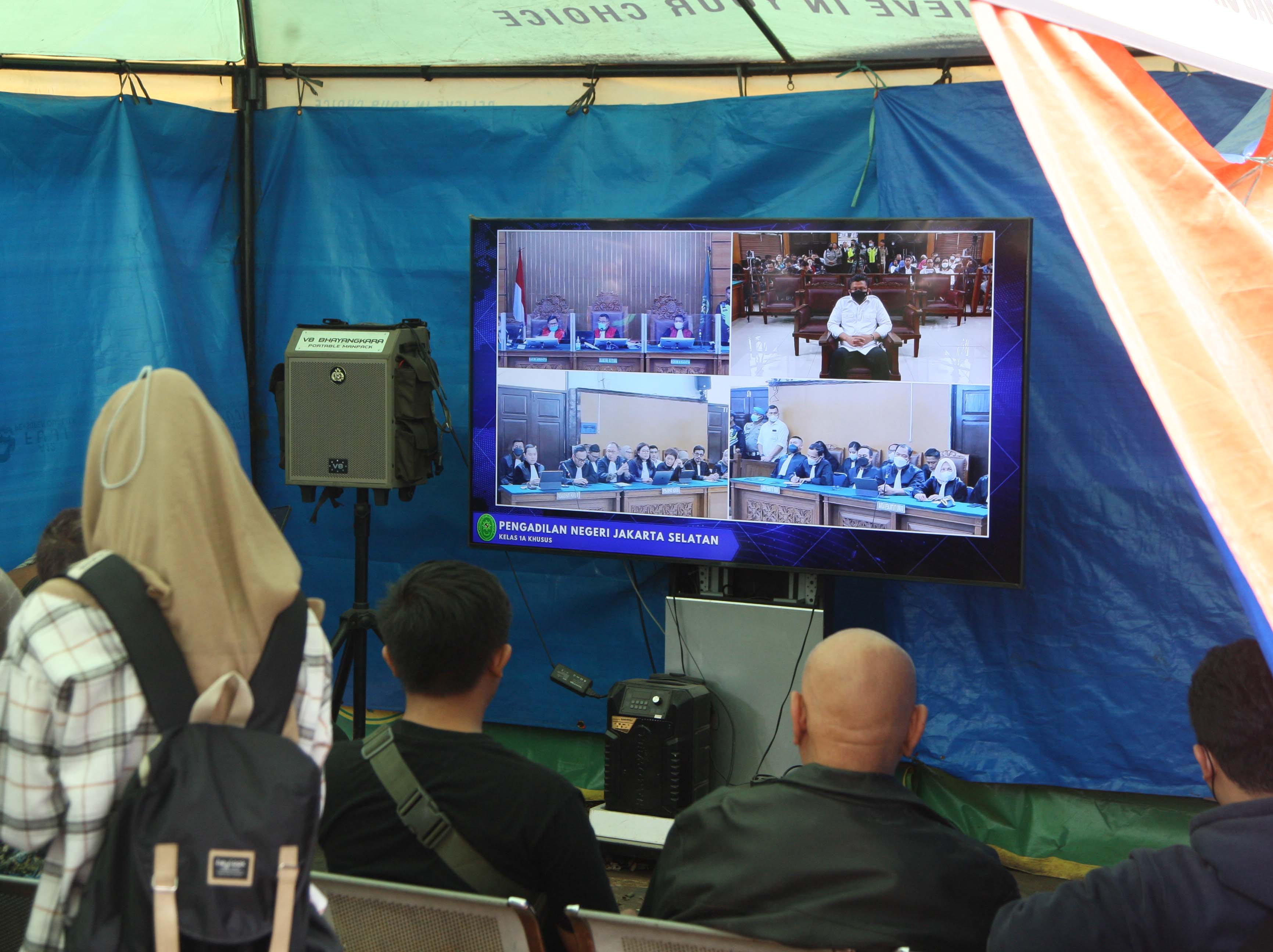 Hakim Sebut Tidak Ada Hal Meringankan dalam Putusan 20 Tahun Penjara Putri Candrawathi