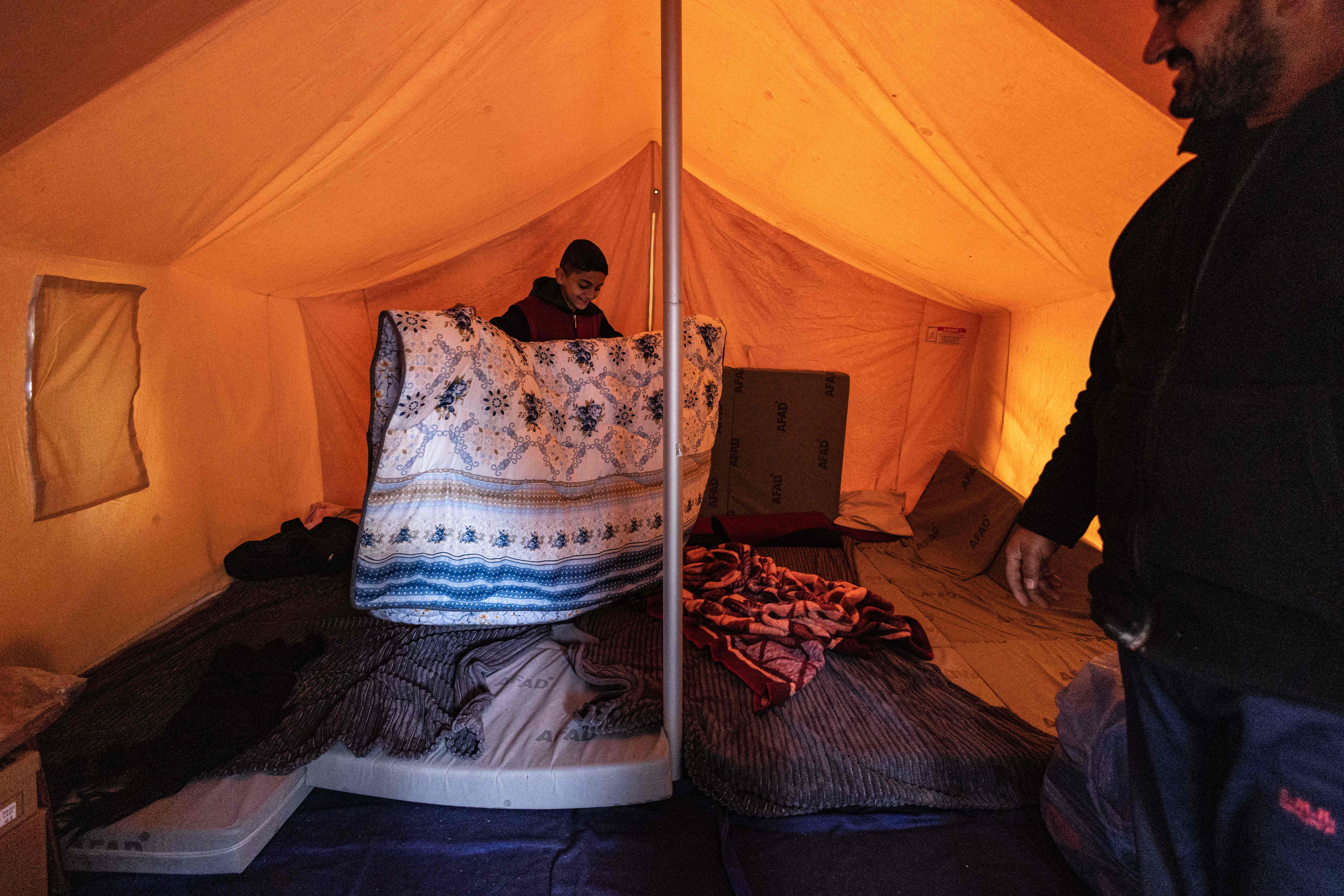 Salah satu tenda keluarga pengungsi gempa Turki di Kota Antakya, pada 19 Februari 2023. 