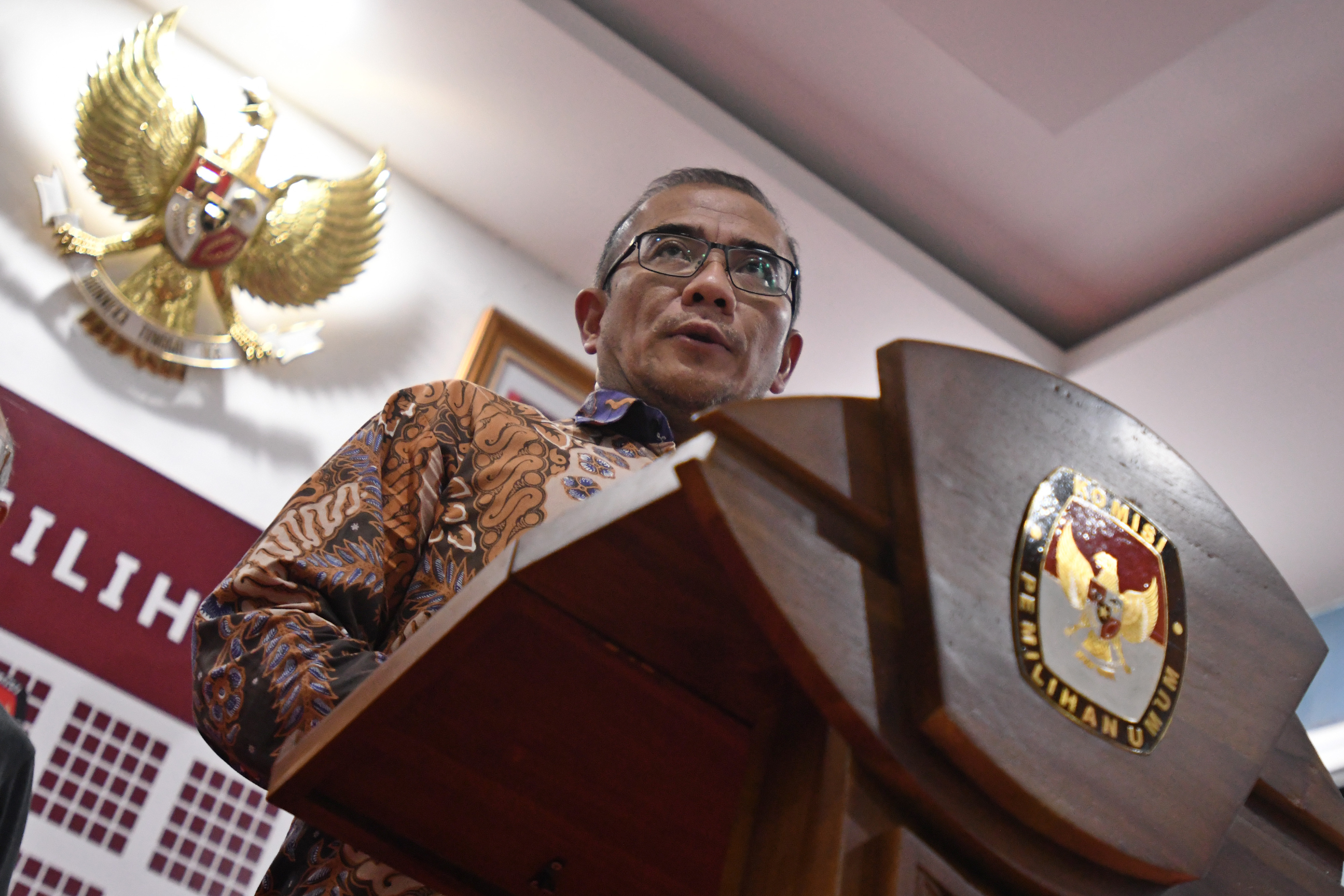 Ketua KPU Minta Masyarakat Jangan Baperan