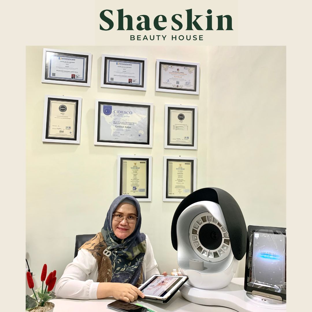 Kardinah Rakan di kantor Shaeskin Beauty House