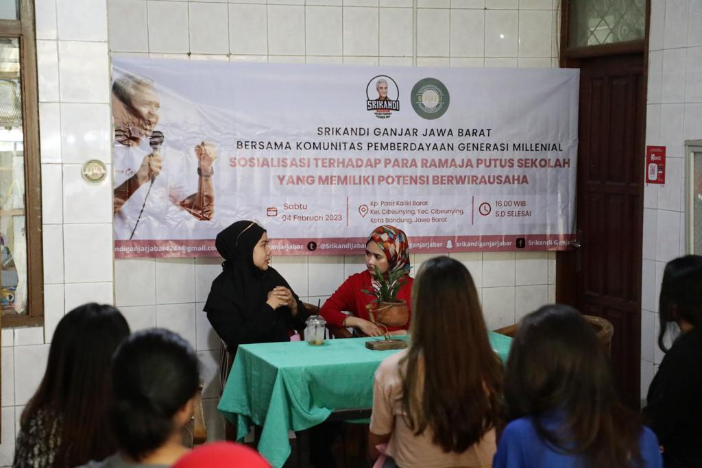 Sosialisasi Terhadap Para Remaja Putus Sekolah Yang Memiliki Potensi Berwirausaha, di Homieside Coffee & Eatery, Kecamatan Sadang Serang, Ko