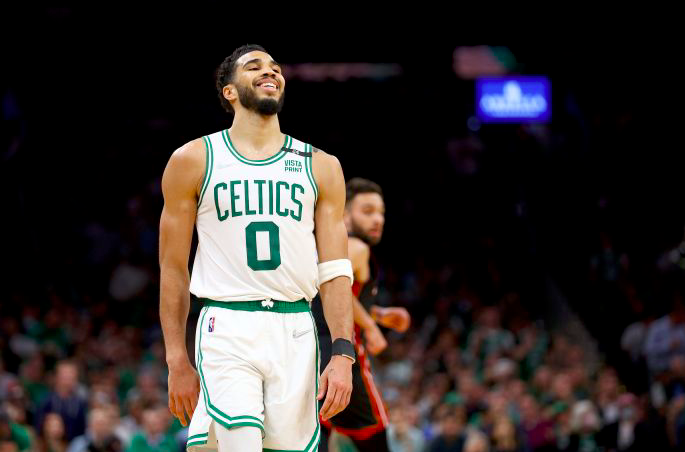 Pemain Boston Celtics Jayson Tatum 
