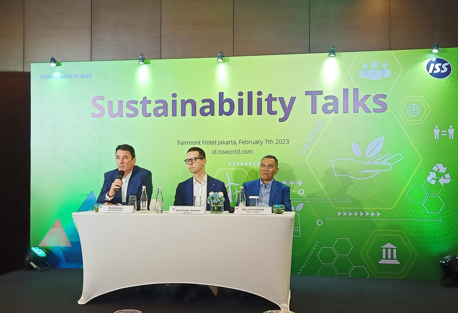 Sustainibility Talks yang digelar PT ISS Indonesia di Hotel Fairmont Jakarta, Selasa (7/2).
