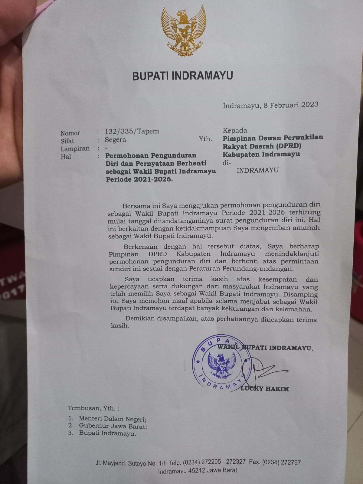  Surat pengunduran diri Lucky sebagai wakil Bupati Indramayu periode 2021-2026.