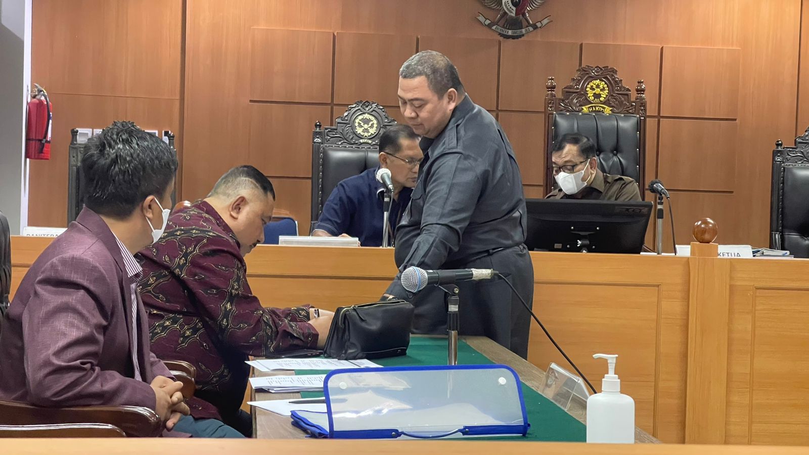 Suasana sidang di PTUN