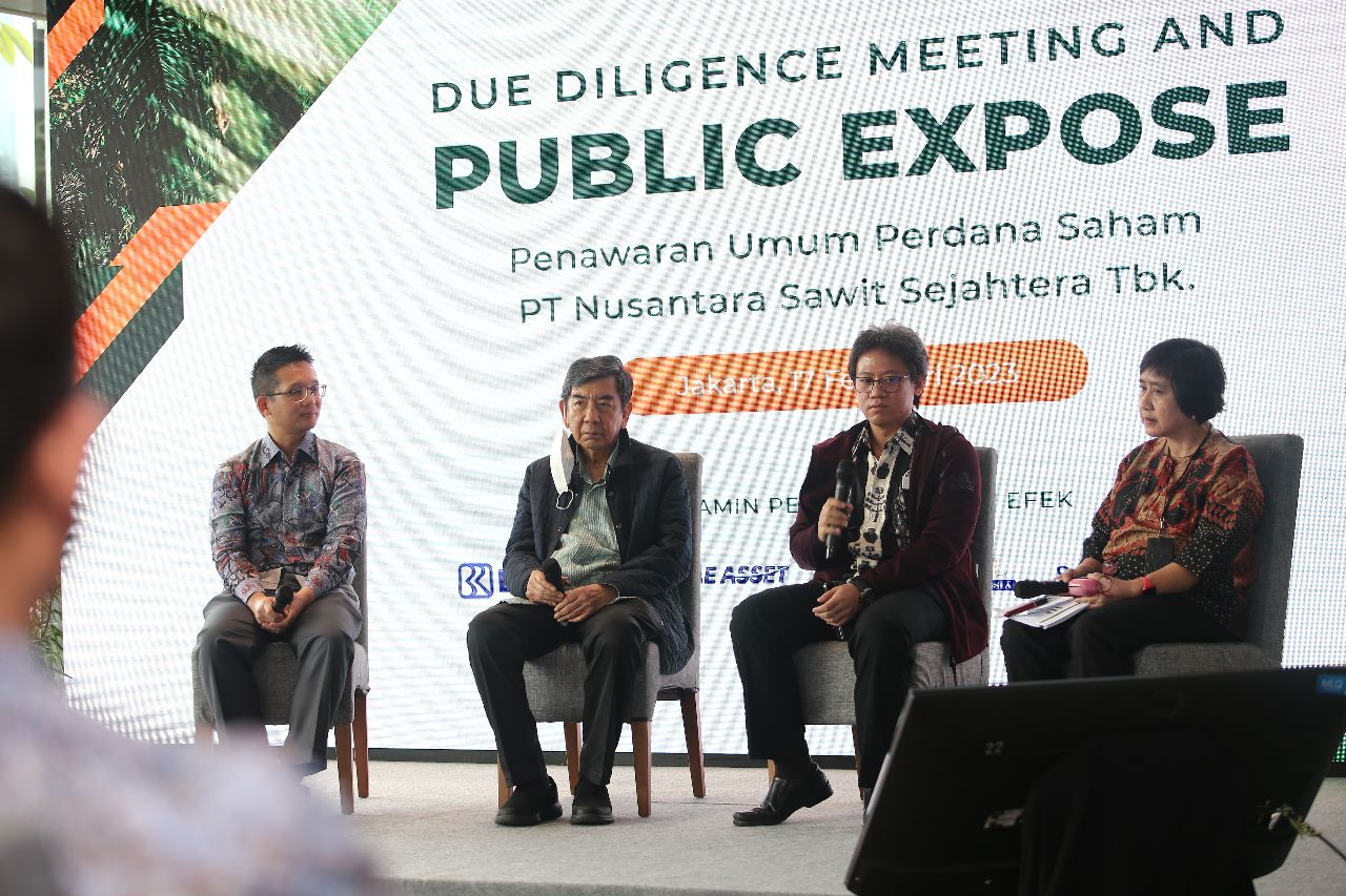 Jajaran manajemen Nusantara Sawit saat public expose rencana IPO 