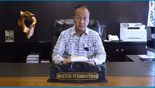 Menperin Agus Gumiwang Kartasasmita dalam webinar Memperkuat Ekosistem untuk Pekerja Perempuan: Kebijakan Lingkungan Kerja yang Inklusif,’