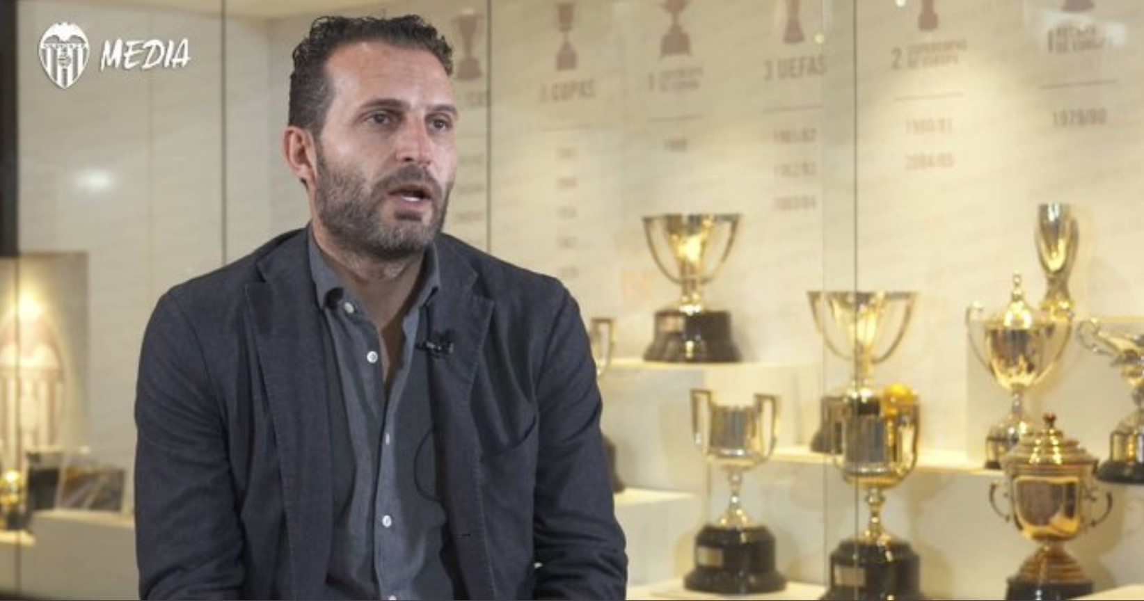 Pelatih anyar Valencia Ruben Baraja