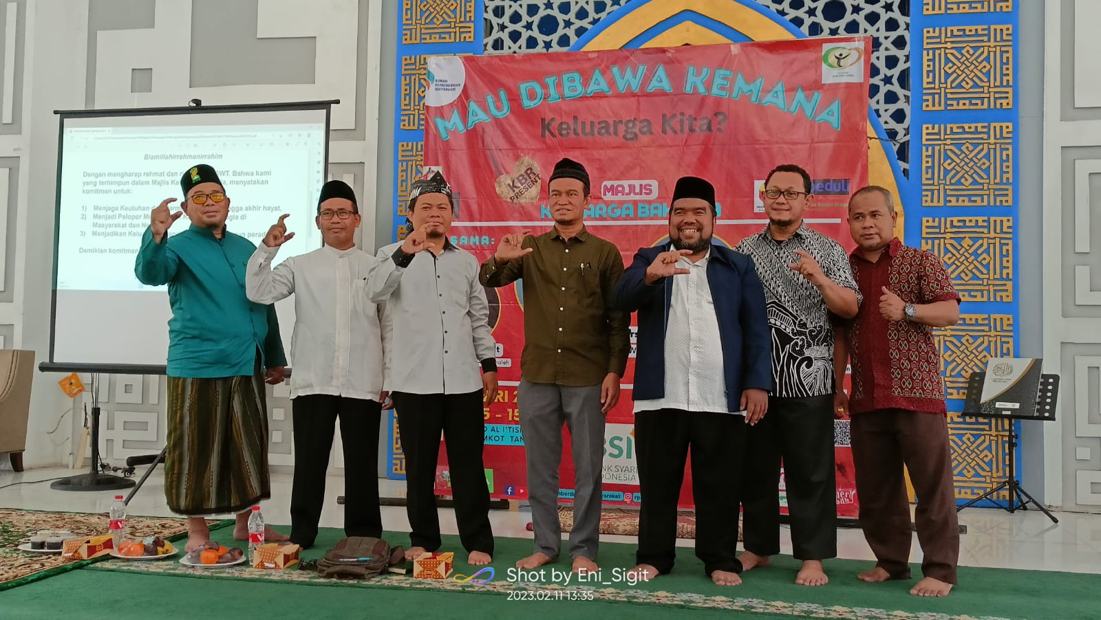 Peluncuran Majelis Keluarga Bahagia di Masjid Wali Kota Tangerang Selatan, Minggu (12/2).