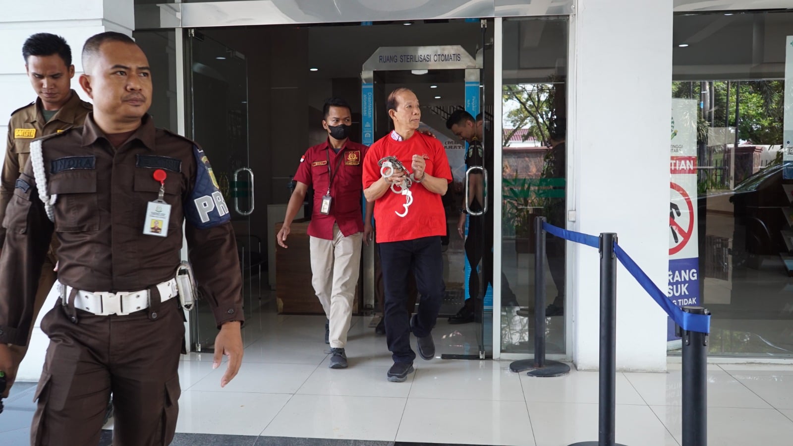 Tim Tabur Kejati Sumut amankan DPO terpidana Syamsuri terkait kasus penggelapan uang senilai Rp3 miliar