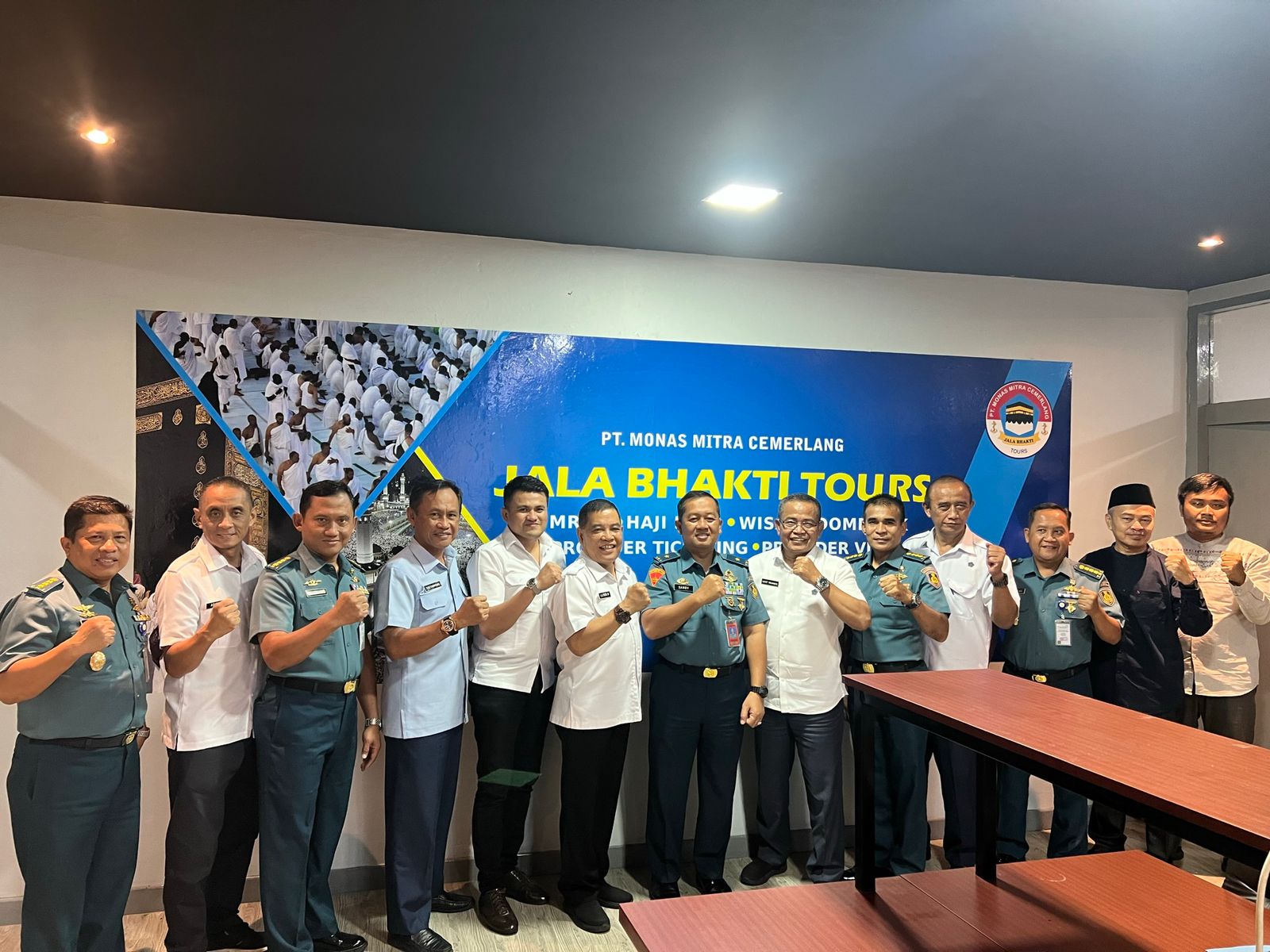 Jala Bhakti Tours sering digunakan prajurit Angkatan Laut khususnya dan masyarakat luas pada umumnya.