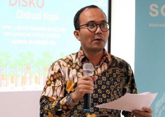 Staf Khusus Menteri Koperasi dan UKM bidang Pemberdayaan Ekonomi Kerakyatan Riza Damanik.