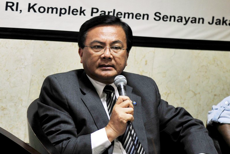 Ketua Harian Kompolnas Benny Mamoto.