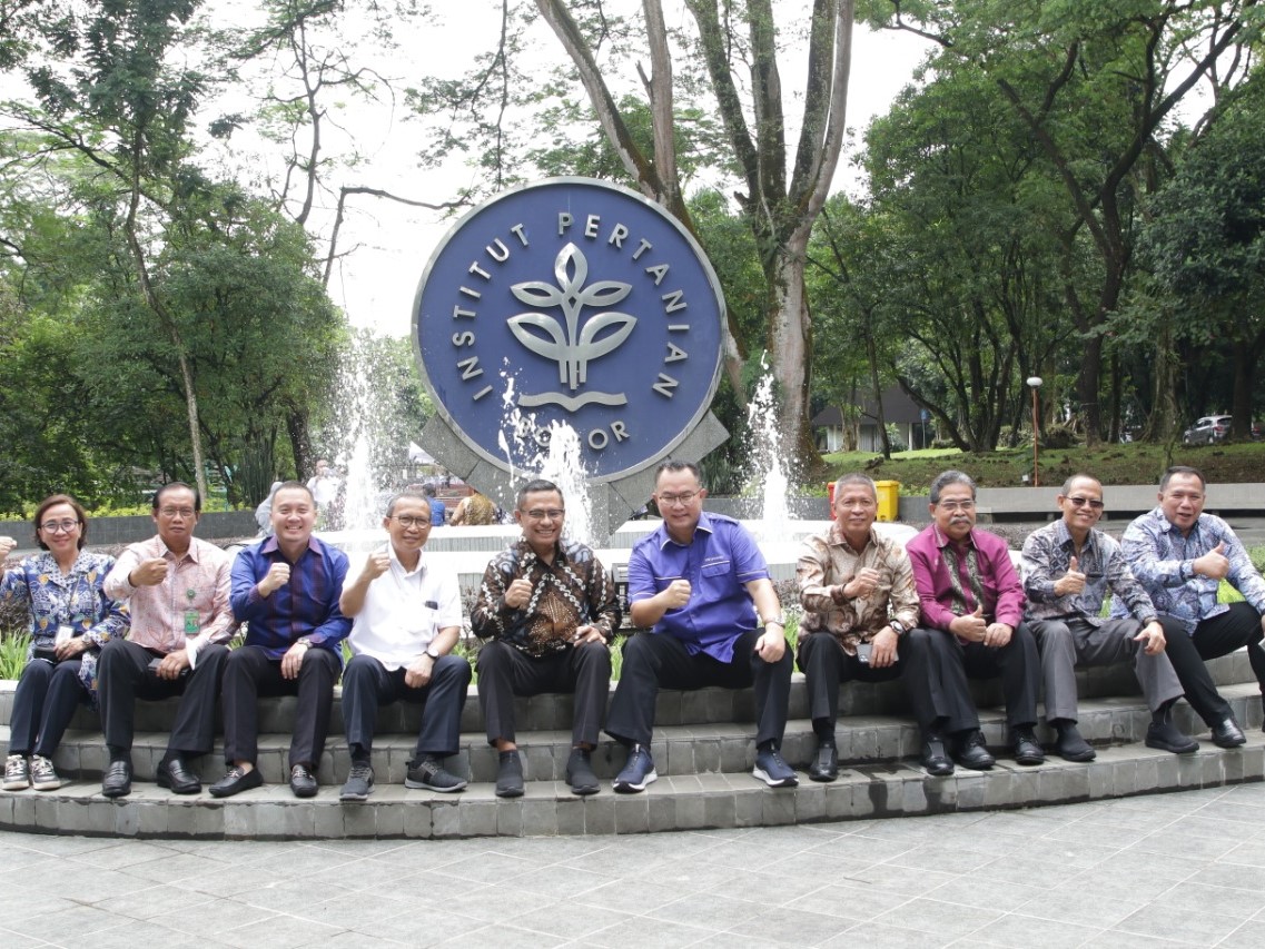 Peresmian Taman Plaza Inovasi IPB Bogor Dramaga yang luasnya tak kurang dari 11 hektare. 