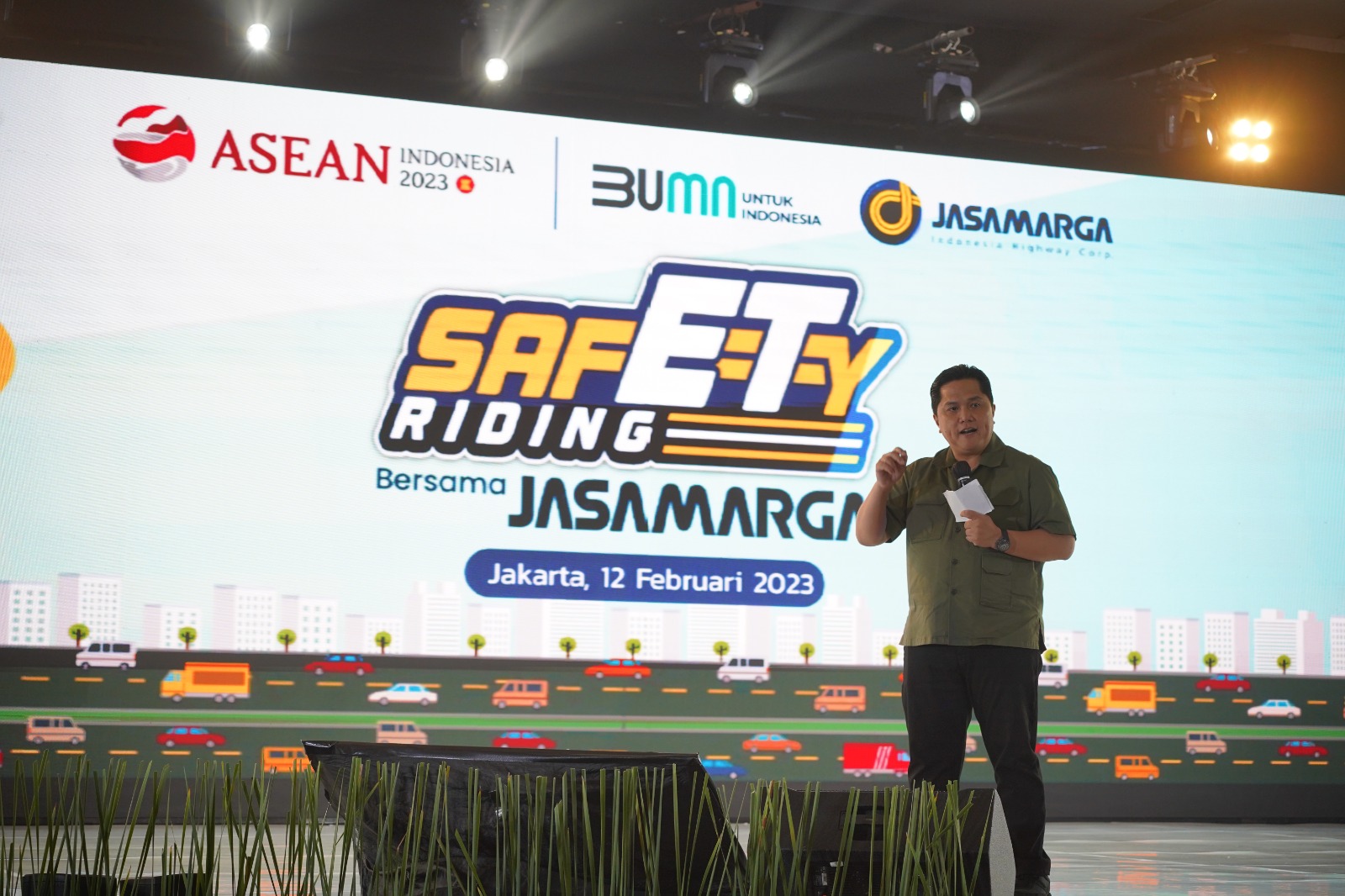 Menteri BUMN Erick Thohir saat acara 'Safety Riding Bersama Jasa Marga'.
