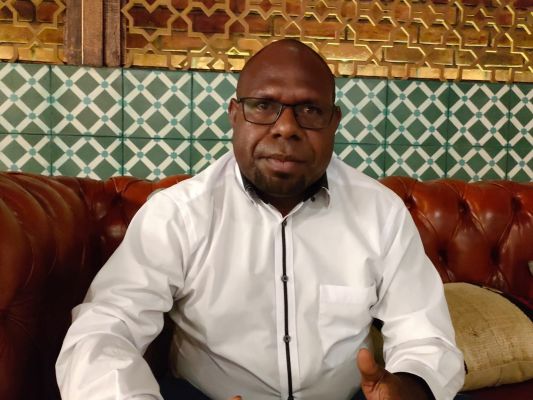 Anggota DPR Papua Apeniel Sani