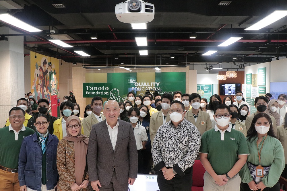 TANOTO Foundation mengukuhkan 170 peserta program Transformasi Edukasi untuk Melahirkan Pemimpin Masa Depan (Teladan) angkatan 2023. 