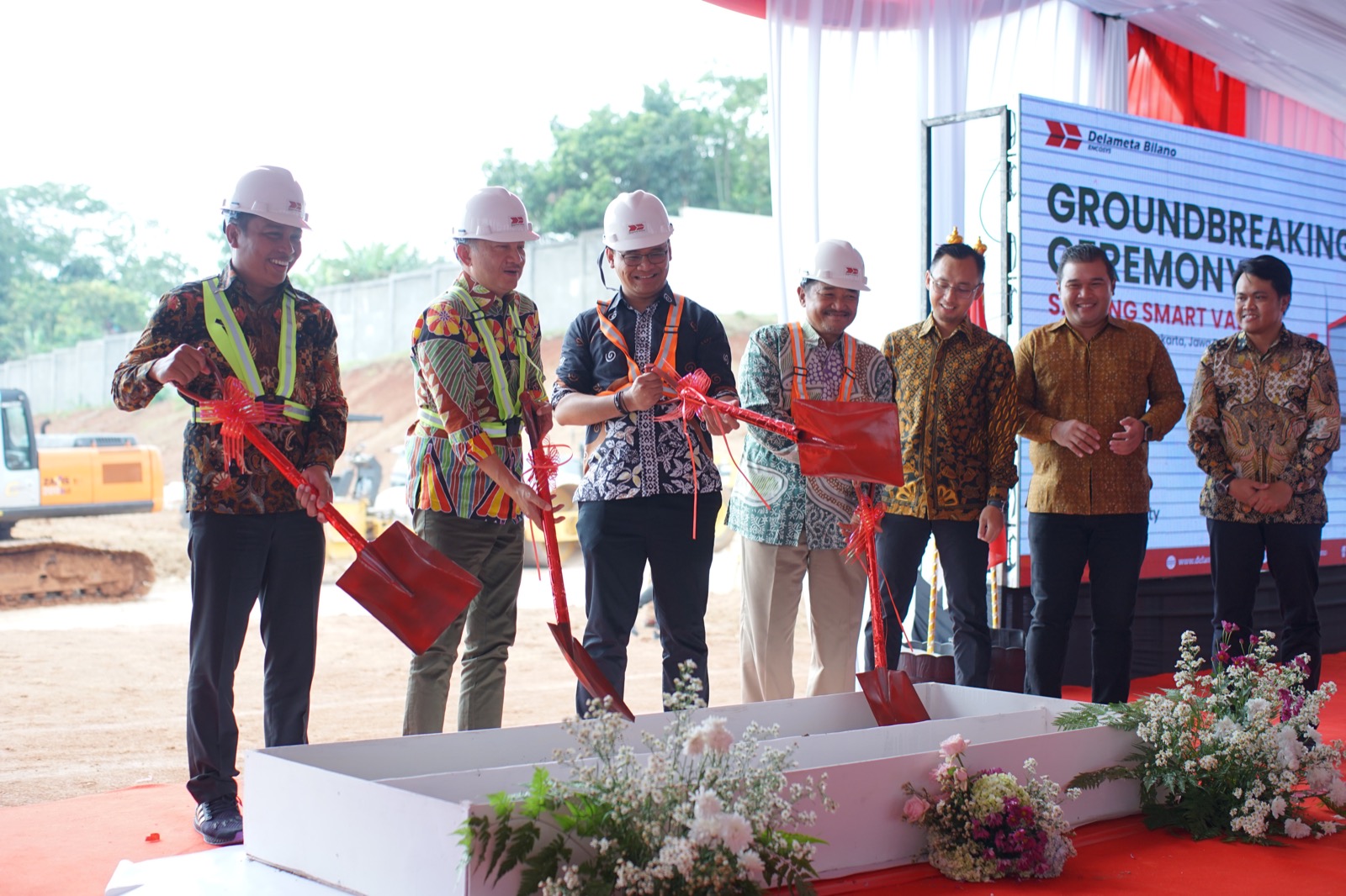 Ground breaking pembangunan kawasan Sadang Manufacturing, Research & Technology di Jawa Barat.