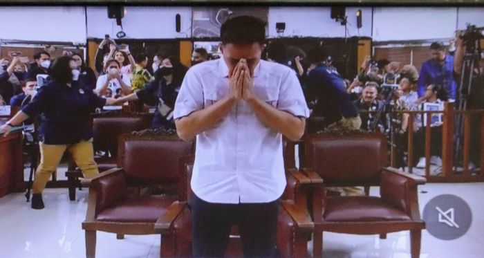 Richard Eliezer (Bharada E) menjalani sidang vonis dalam kasus pembunuhan Brigadir Yosua Hutabarat, di PN Jaksel (15/2/2023).