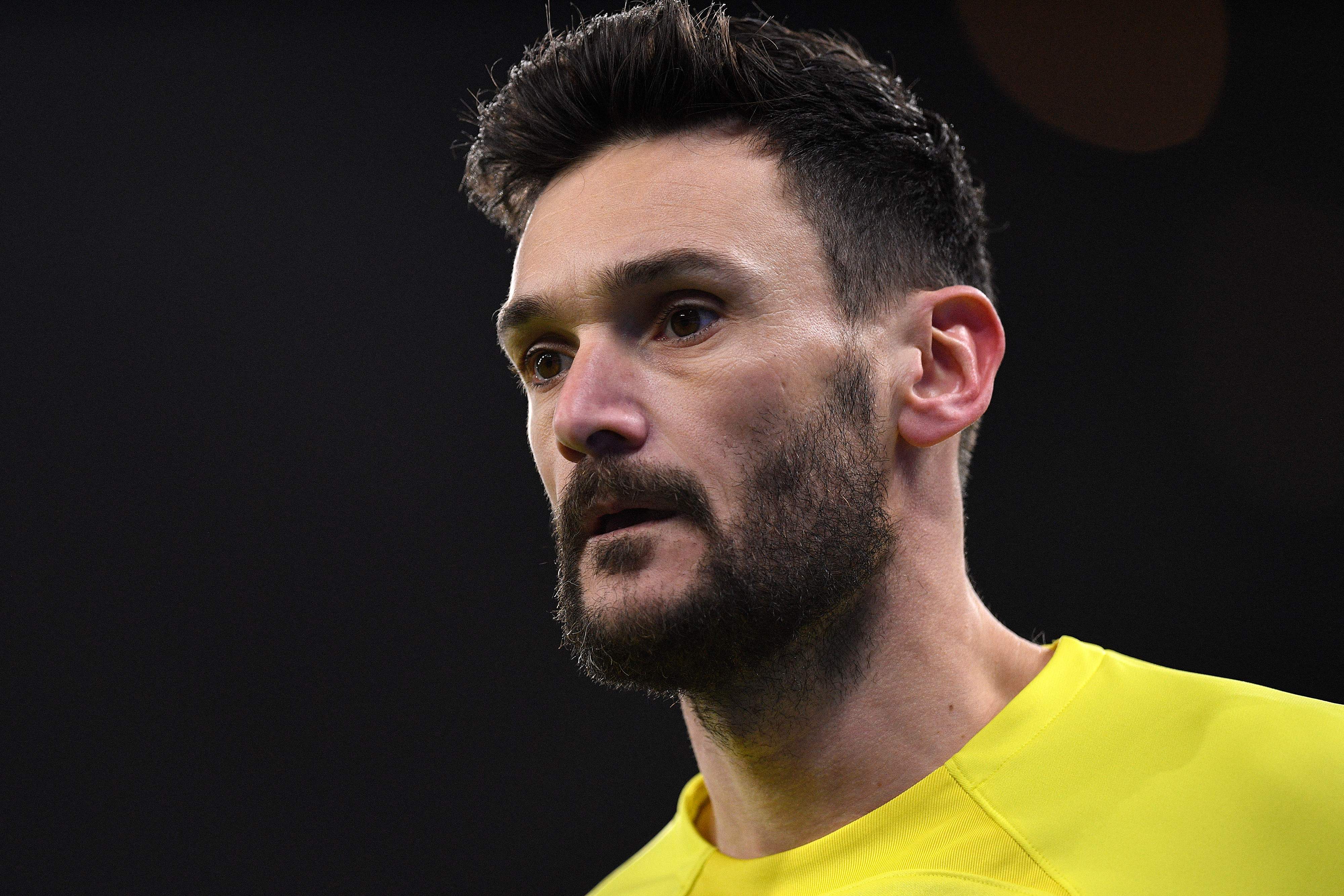 Cedera Lutut, Lloris Terancam Absen Hingga 7 Pekan