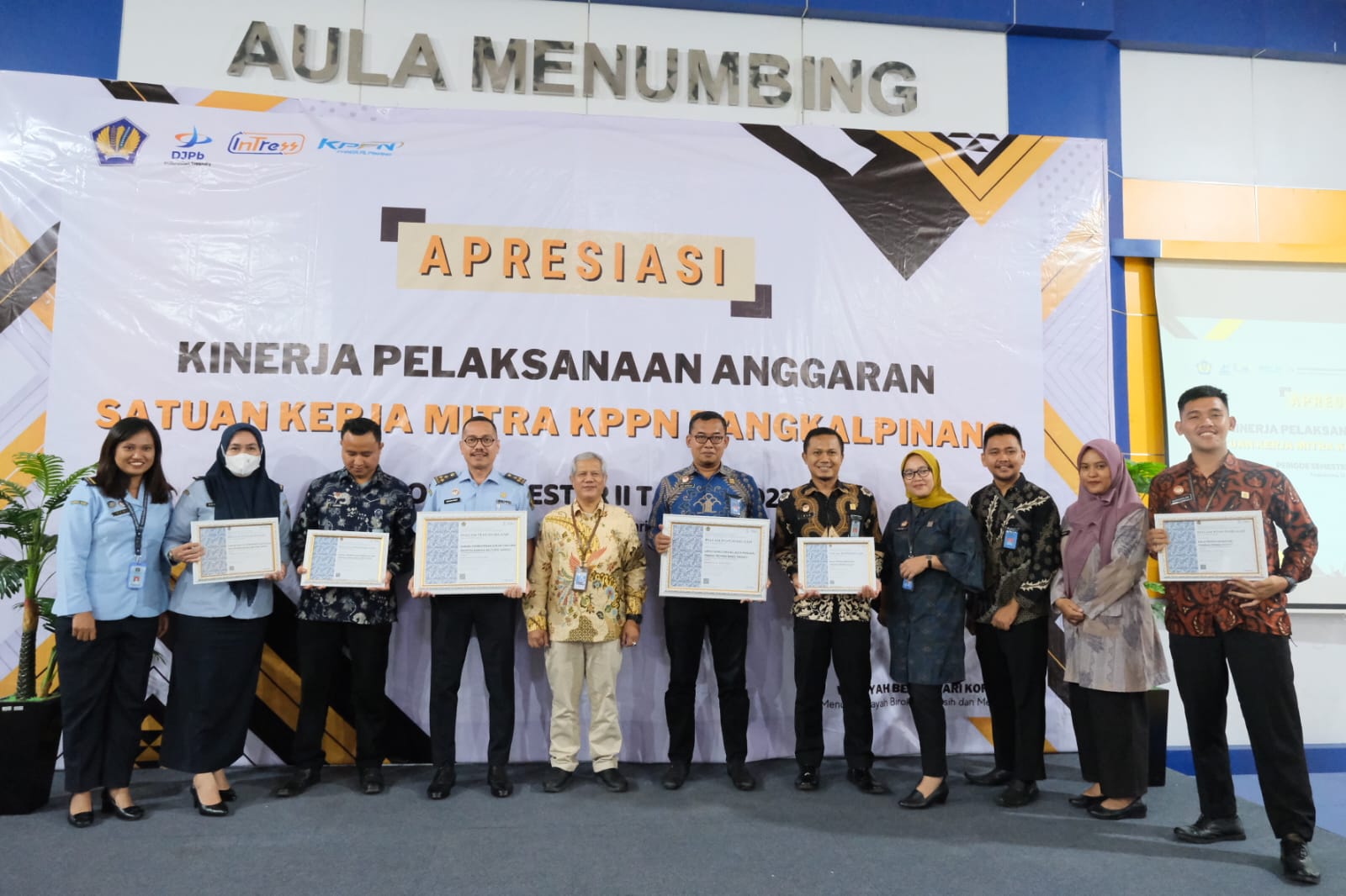 Pemberian penghargaan untuk Kemenkumham Babel dari KPPN Pangkalpinang