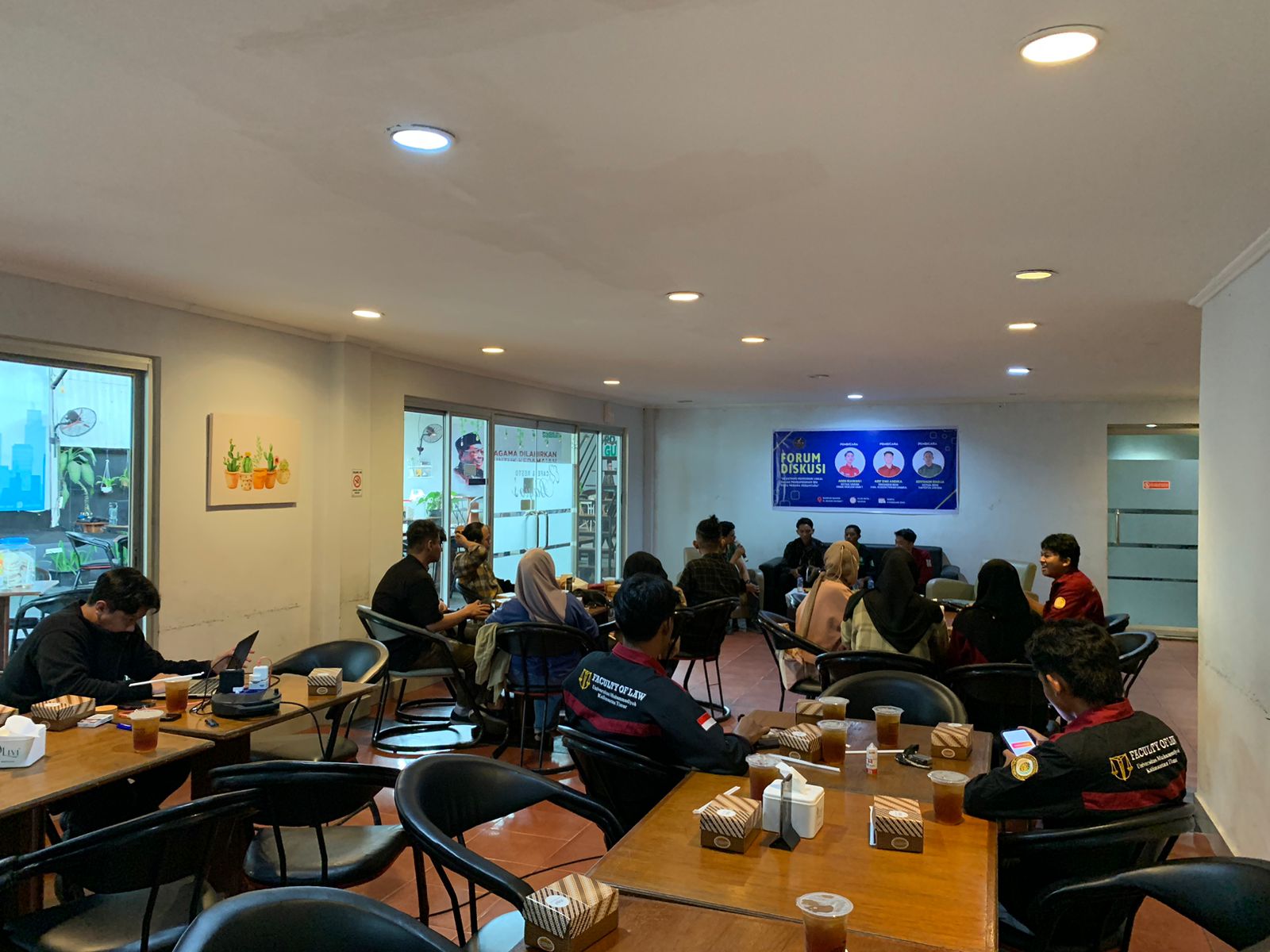 Para peserta seminar yang digelar Forum Milenial Nusantara