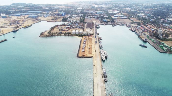  Pelabuhan Batu Ampar