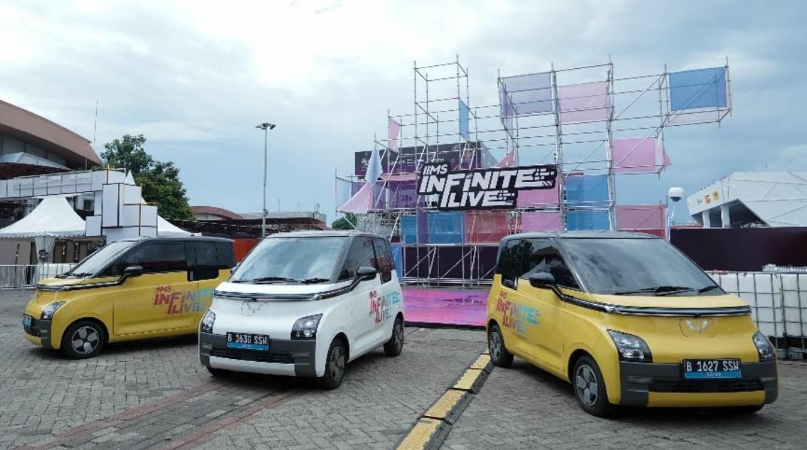 Wuling Air ev berkontribusi penjualan terbanyak bagi Wuling pada pameran IIMS 2023.