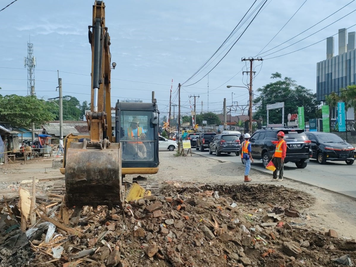 Pembangunan Flyover Cisauk.