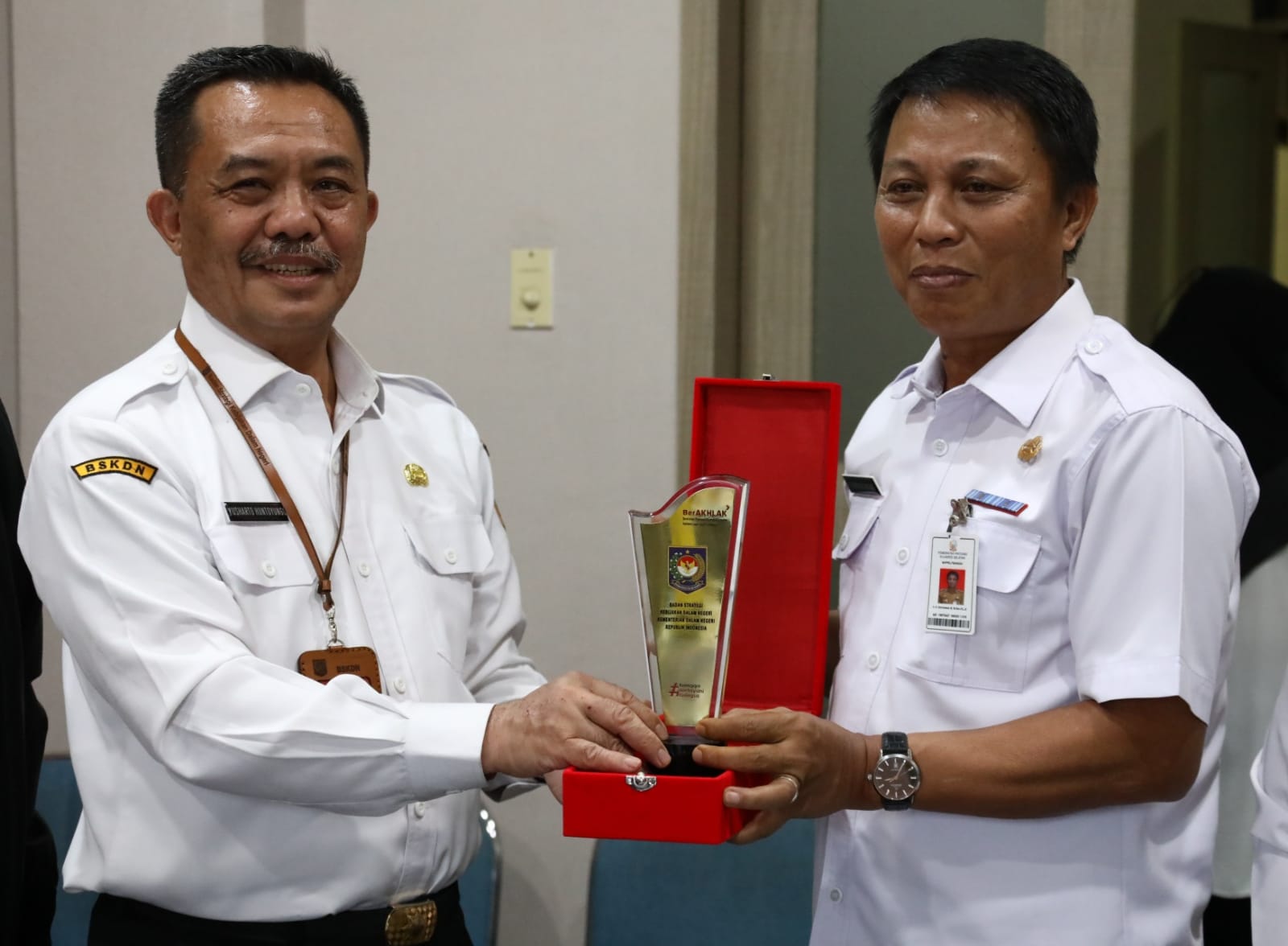 Kepala BSKDN Kemendagri Yusharto Huntoyungo dalam kunjungan ke Sulses