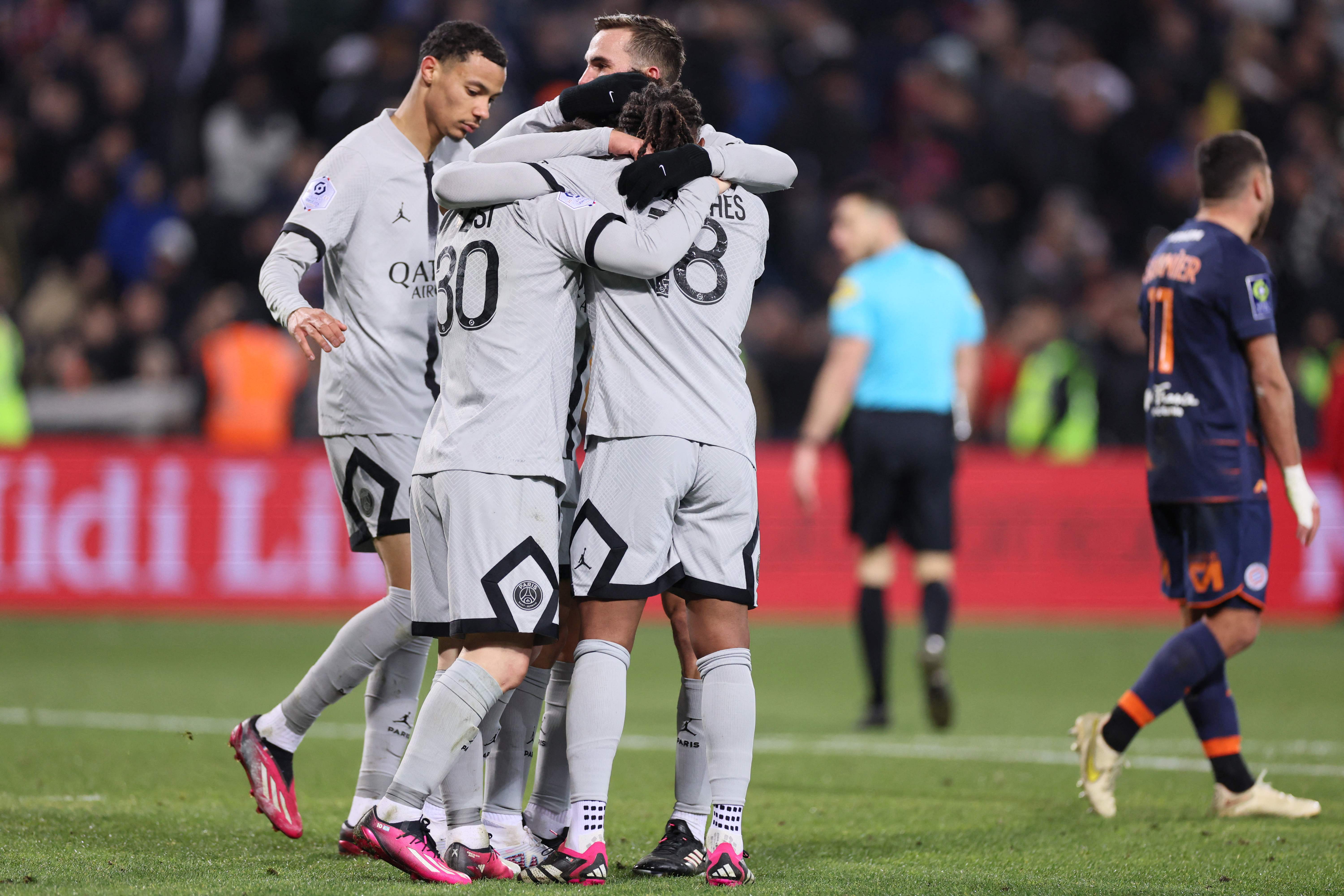 Para pemain PSG melakukan selebrasi usai mencetak gol ke gawang Montpellier di laga Ligue 1.