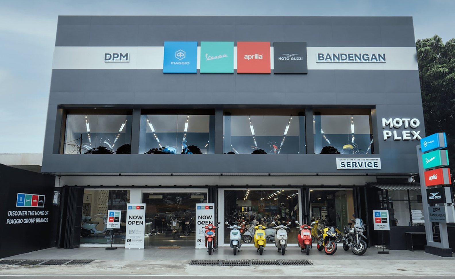 Motoplex 4 Brands, Bandengan, Jakarta Barat.