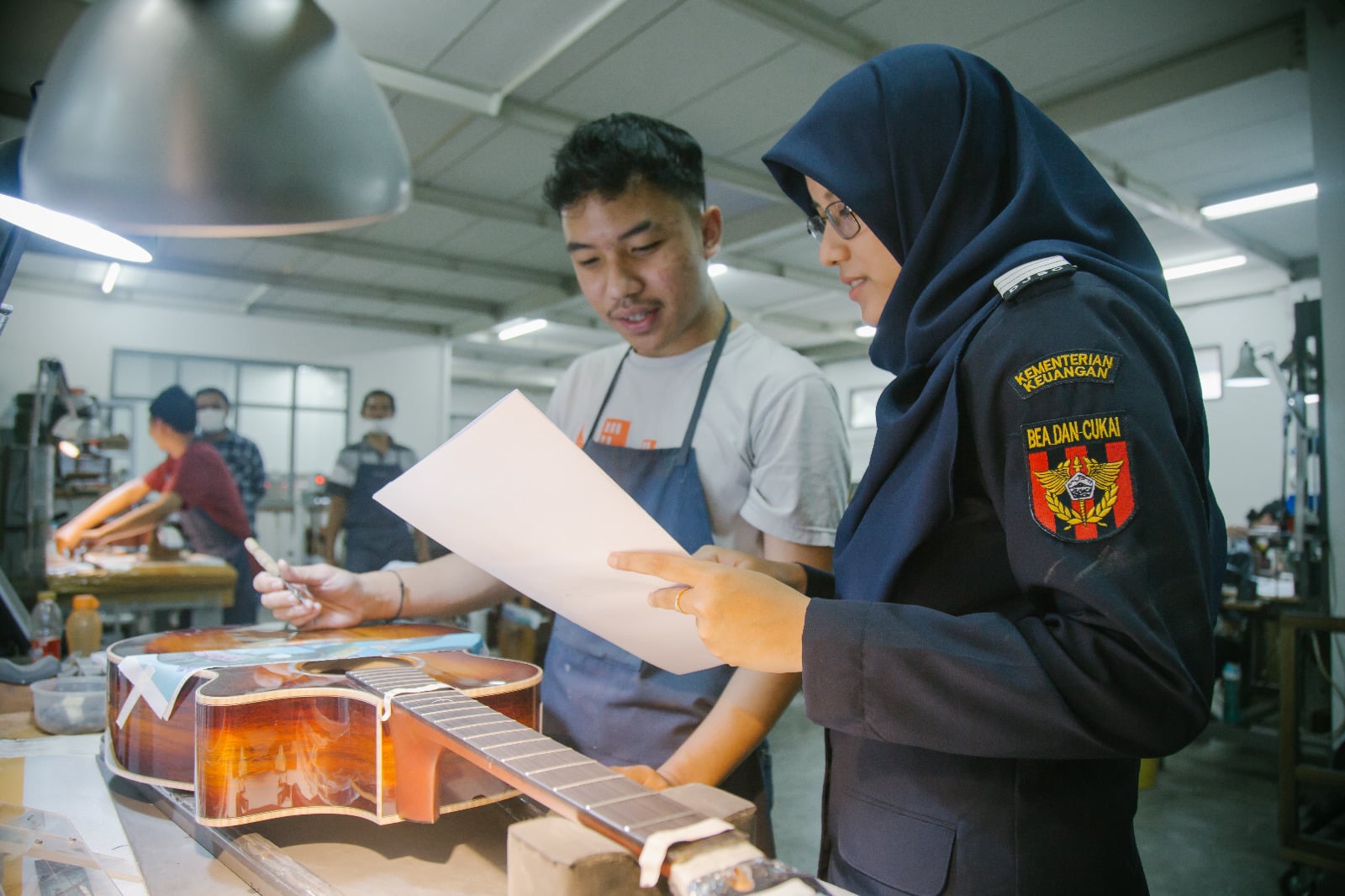 Aktivitas pemeriksaan barang kena cukai