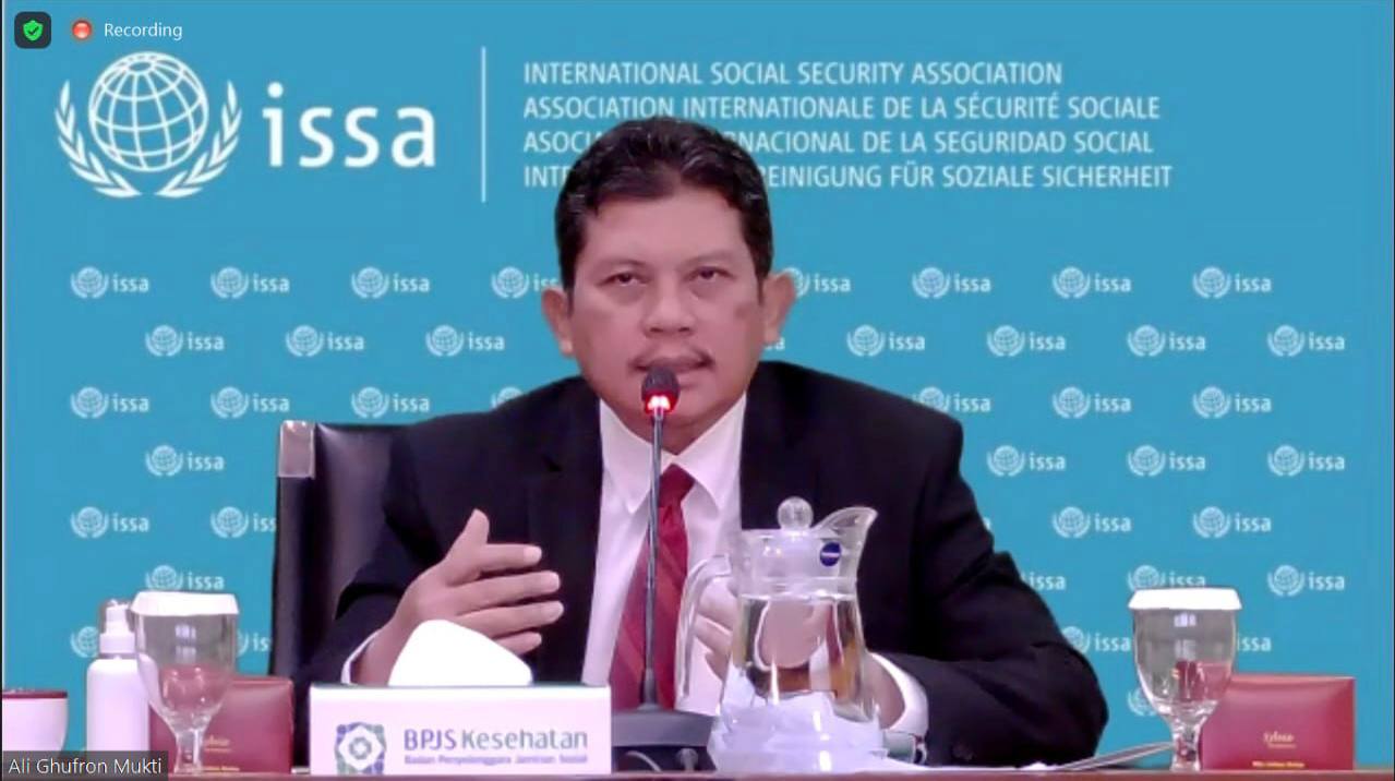 Direktur Utama BPJS Kesehatan Ghufron Mukti di kegiatan ISSA Webinar on Extending Health Coverage: Regulatory aspect and strategies