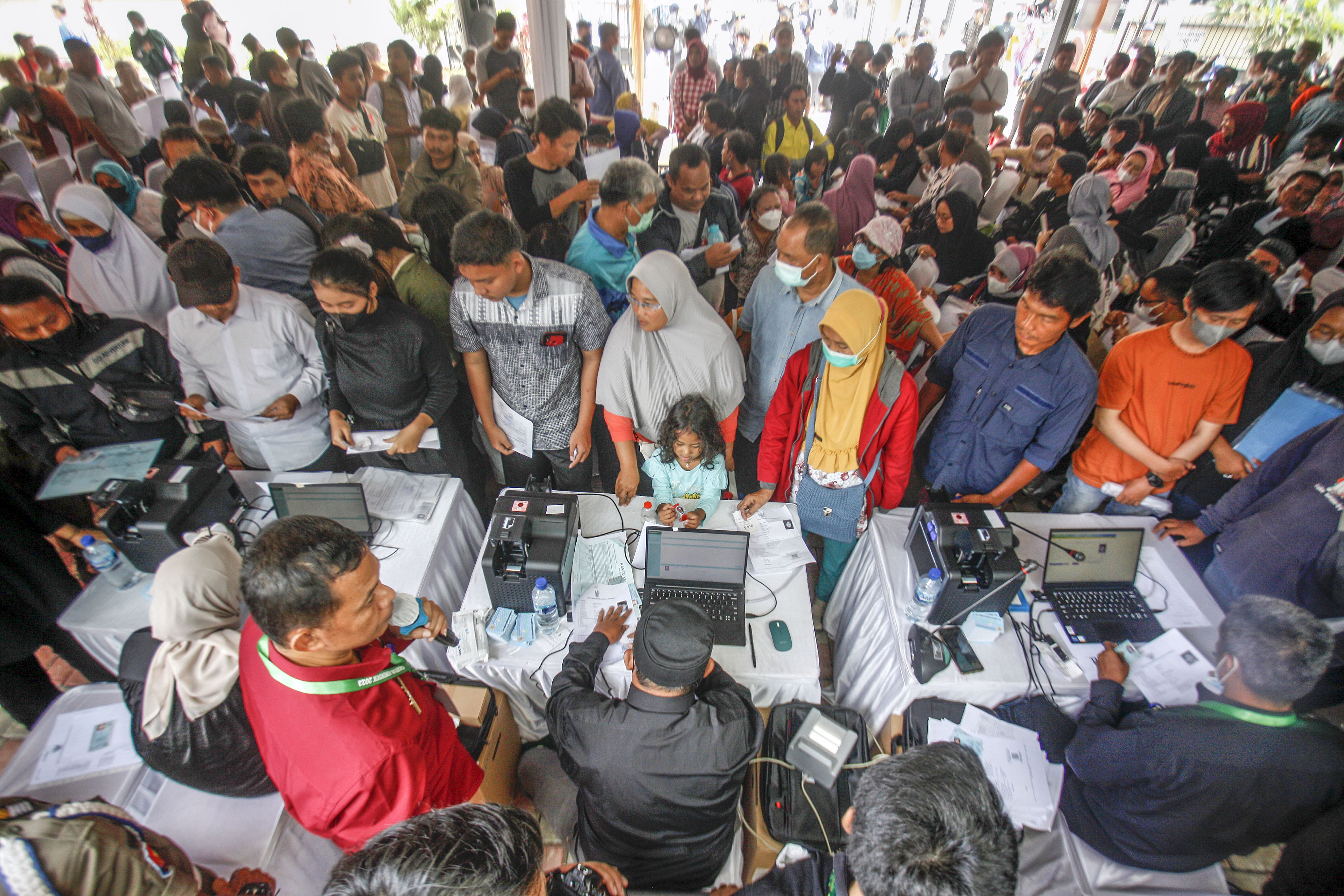 Pelayanan administrasi kependudukan.