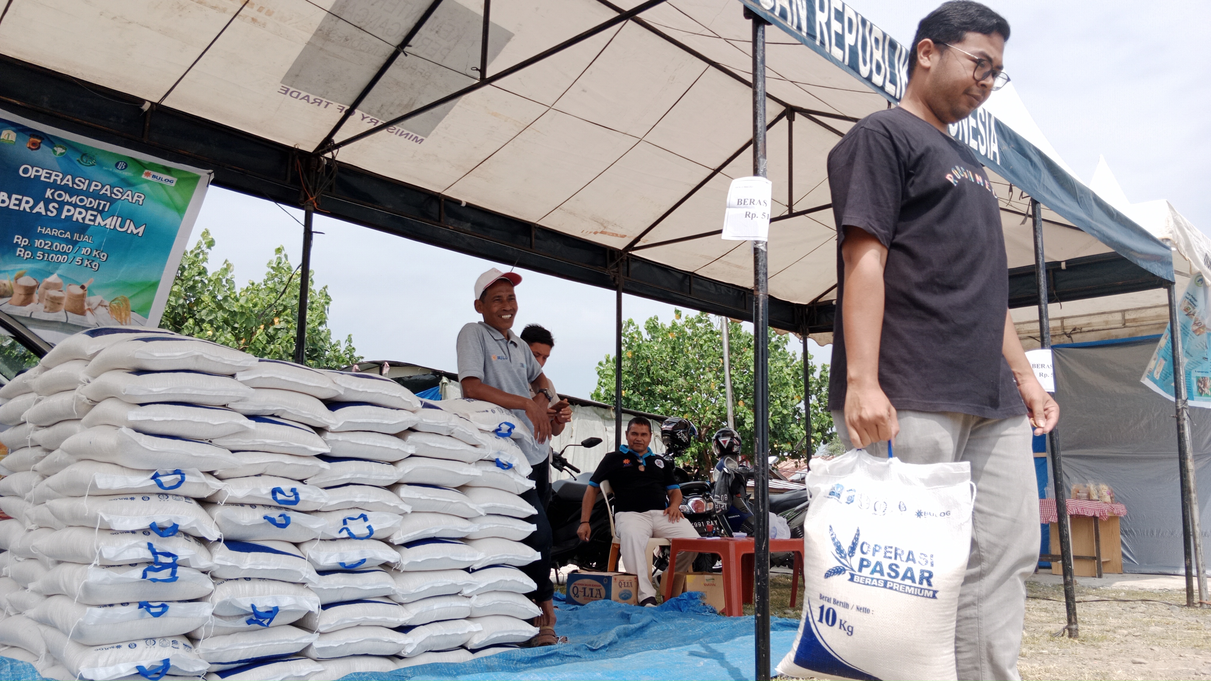 Harga Kebutuhan Pokok di Semarang Masih Tinggi
