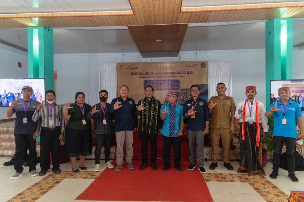 Sosialisasi Sadar Wisata di Labuan Bajo, NTT