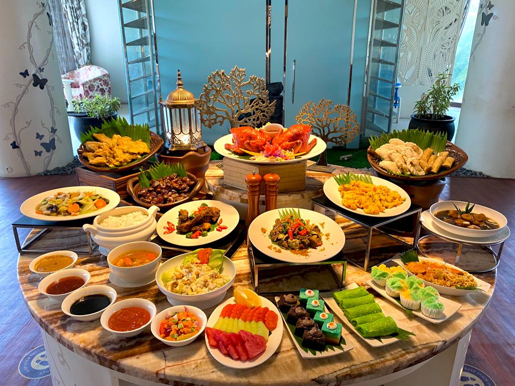 Sajian Ramadan di  Sutan Raja Hotel & Convention Centre Bandung 