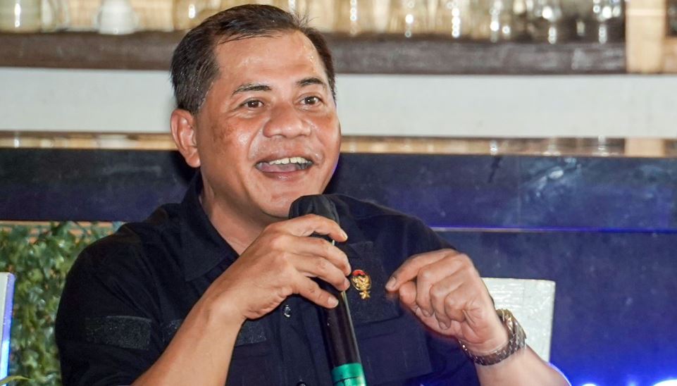 Direktur Deradikalisasi BNPT Brigjen Pol R Ahmad Nurwakhid bersilaturahim dengan eks narapidana terorisme di Jambi, Kamis (2/3).