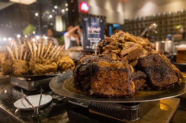 Ramadan Bucin di Aston Pasteur Bandung