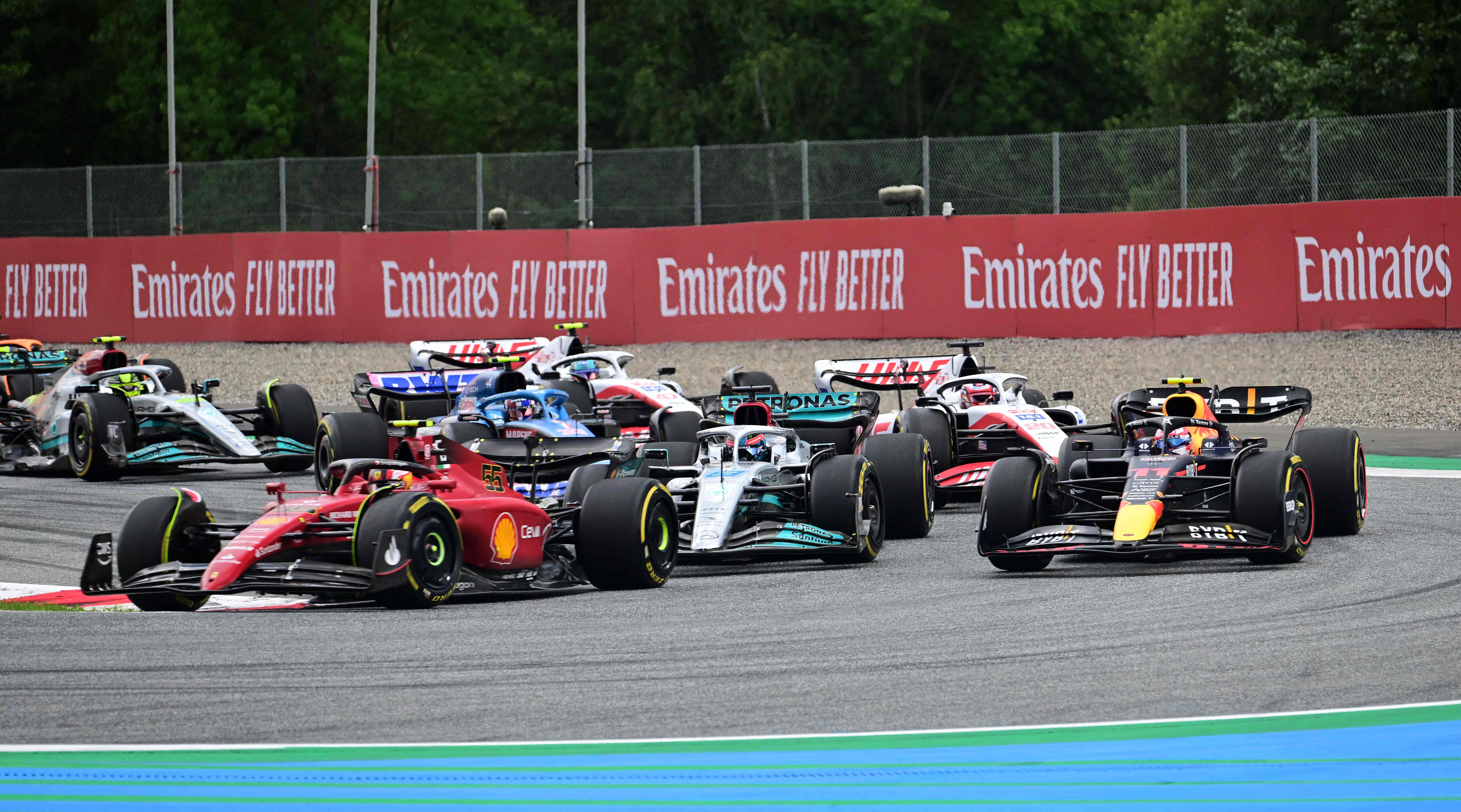 Aksi para pembalap Formula 1 di GP Austria di Red Bull Ring.