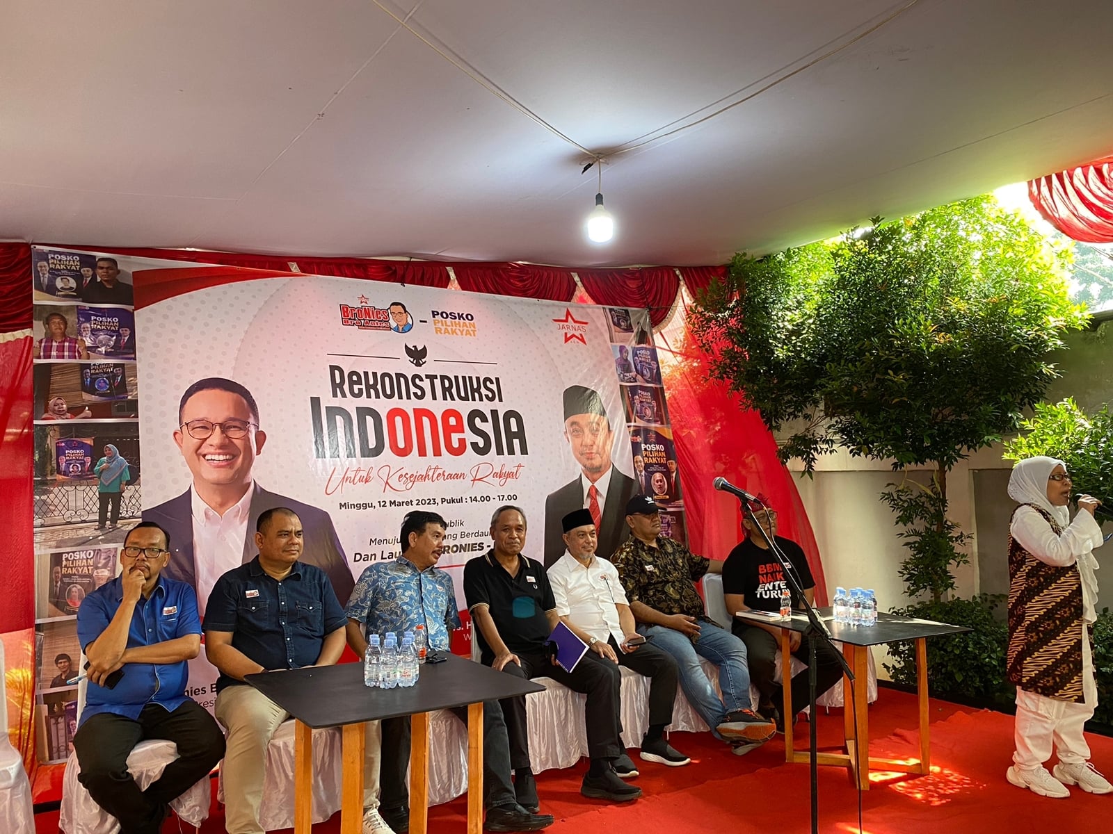 Diskusi politik saat Launching Relawan Anies (BroNies), Minggu (12/3) di Jakarta.