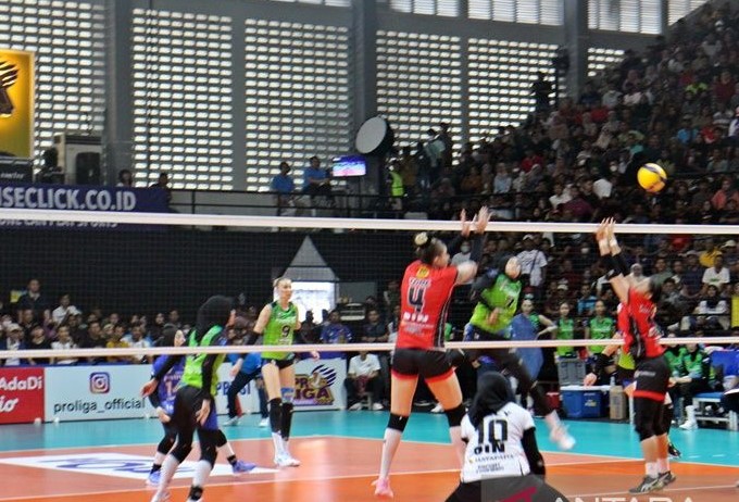 Pertandingan final four Proliga 2023, Jakarta Pertamina Fastron vs Jakarat BIN